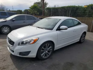 2011 VOLVO C70