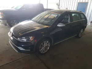 2017 VOLKSWAGEN GOLF