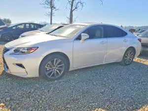 2017 LEXUS ES300