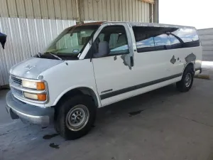 2001 CHEVROLET EXPRESS