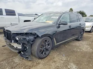2025 BMW X7