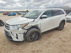 2019 TOYOTA HIGHLANDER
