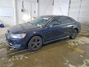 2013 VOLKSWAGEN PASSAT