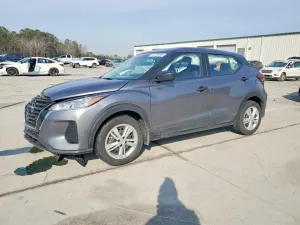2023 NISSAN KICKS