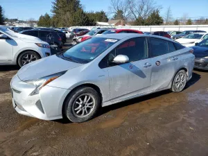 2018 TOYOTA PRIUS