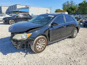 2013 TOYOTA CAMRY