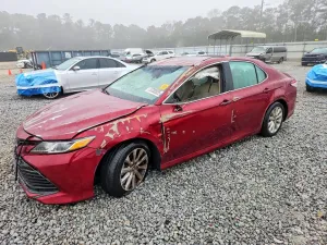 2018 TOYOTA CAMRY