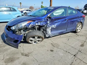 2013 HYUNDAI ELANTRA