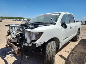 2019 NISSAN TITAN