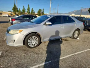 2014 TOYOTA CAMRY