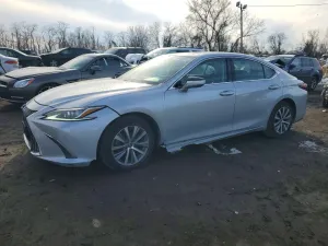2019 LEXUS ES350