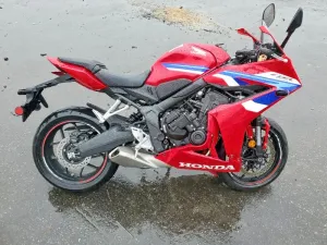 2025 HONDA CBR CYCLE