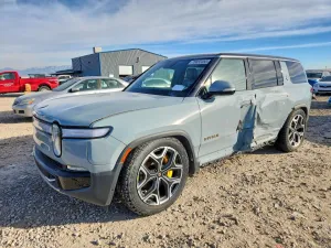 2022 RIVIAN RIS