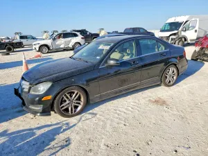 2012 MERCEDES-BENZ C-CLASS