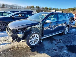 2017 VOLKSWAGEN GOLF