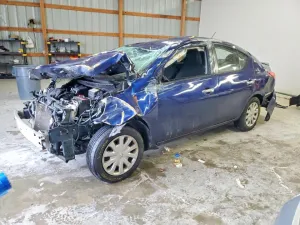 2019 NISSAN VERSA