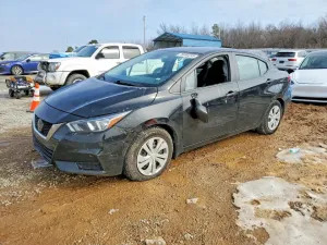 2020 NISSAN VERSA