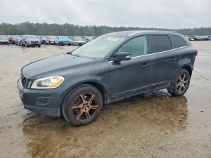 2011 VOLVO XC60
