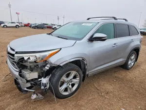 2016 TOYOTA HIGHLANDER