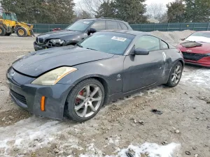 2004 NISSAN 350Z
