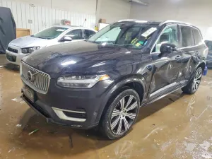 2023 VOLVO XC90