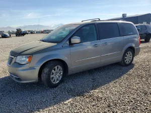 2016 CHRYSLER MINIVAN