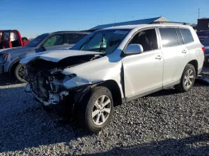 2013 TOYOTA HIGHLANDER