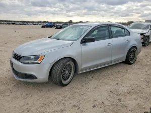 2014 VOLKSWAGEN JETTA