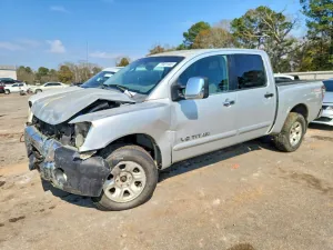 2005 NISSAN TITAN