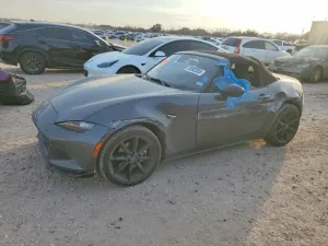2021 MAZDA MX5