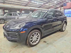 2019 PORSCHE CAYENNE