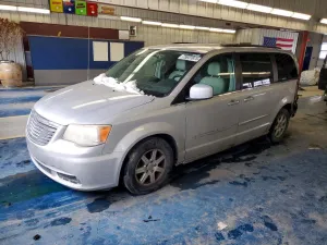 2011 CHRYSLER MINIVAN