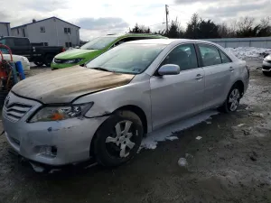 2011 TOYOTA CAMRY