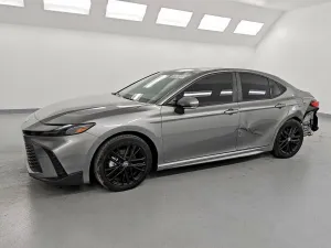 2025 TOYOTA CAMRY