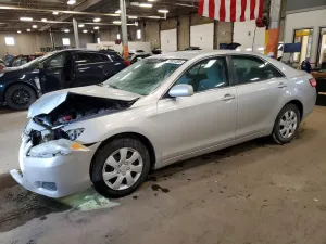 2011 TOYOTA CAMRY