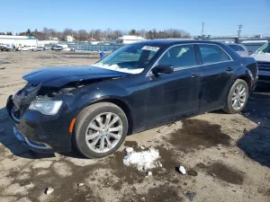 2018 CHRYSLER 300