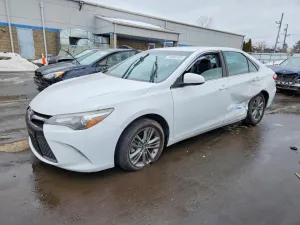 2017 TOYOTA CAMRY