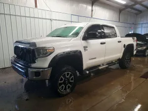 2018 TOYOTA TUNDRA