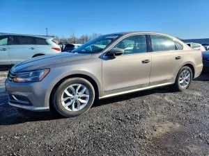 2016 VOLKSWAGEN PASSAT