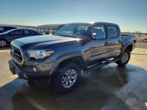 2017 TOYOTA TACOMA