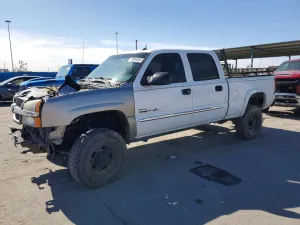 2005 GMC SIERRA