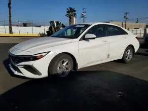2024 HYUNDAI ELANTRA