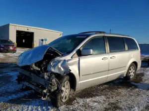 2010 CHRYSLER MINIVAN