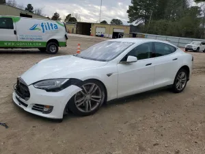 2014 TESLA MODEL S