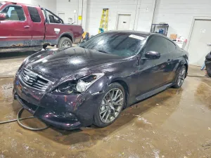 2011 INFINITI G37
