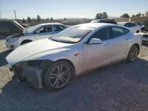 2013 TESLA MODEL S