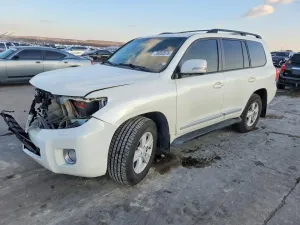 2015 TOYOTA LAND CRUIS