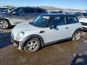 2013 MINI COOPER