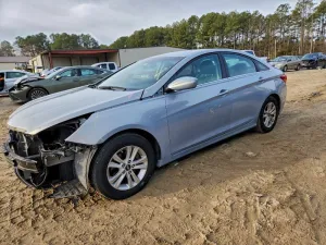 2011 HYUNDAI SONATA