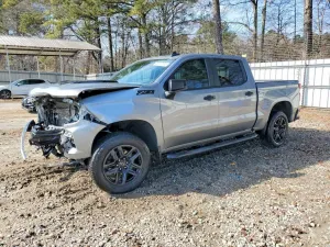 2025 CHEVROLET SILVERADO